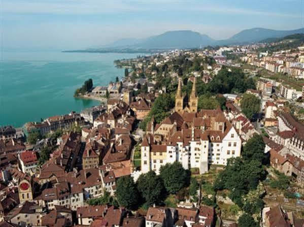 Hotel Les Vieux Toits Neuchâtel Exterior foto